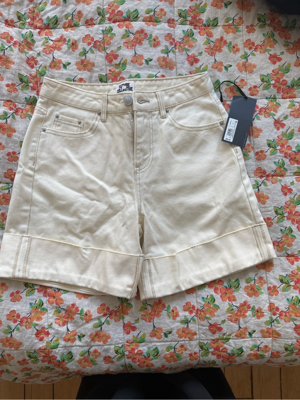 Cream Cuff Denim Shorts